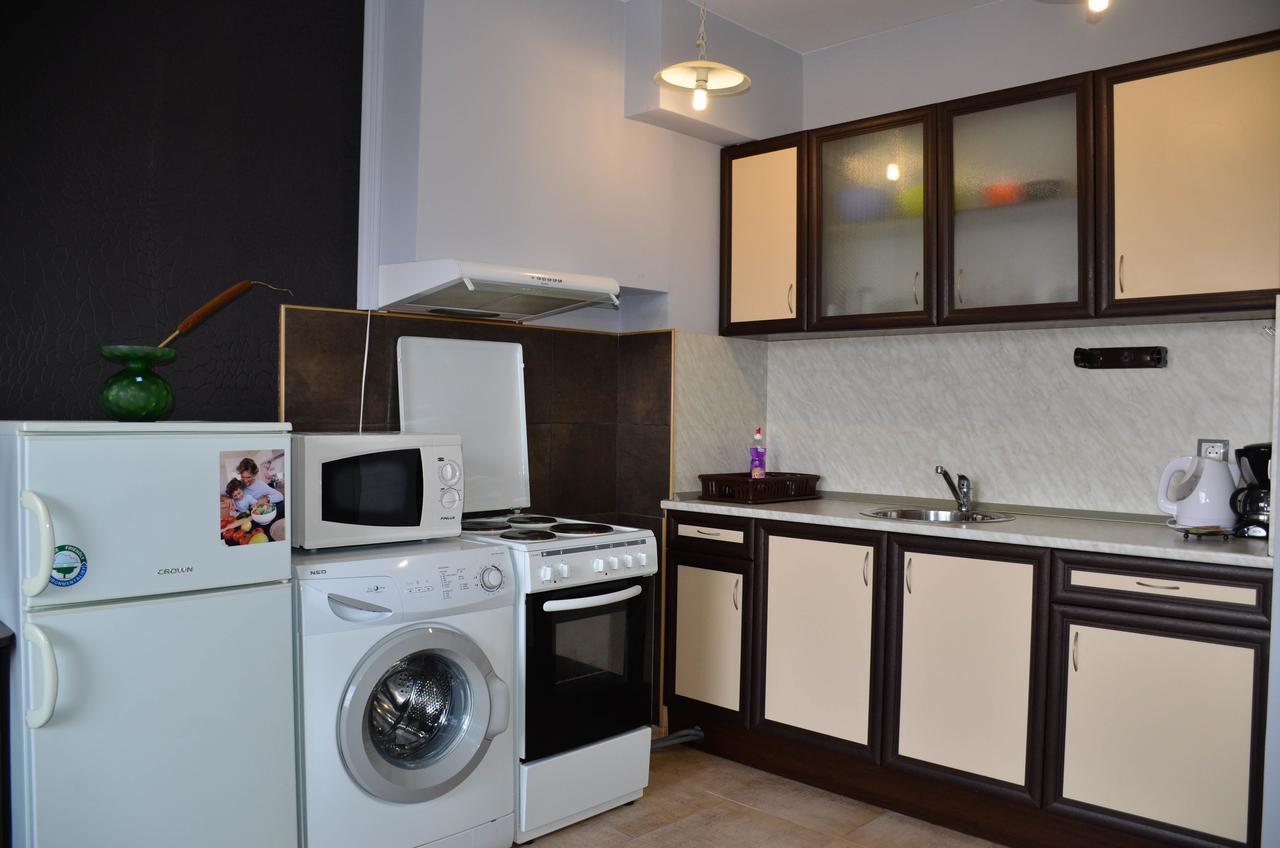 Ivanovi Apartments Бургас Экстерьер фото